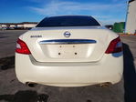 Nissan Maxima 2011