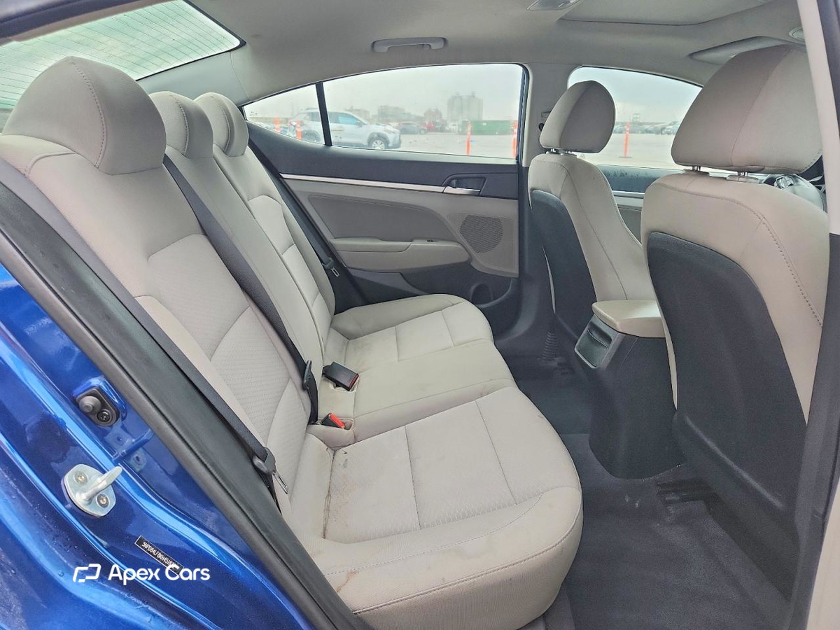Hyundai Elantra 2019