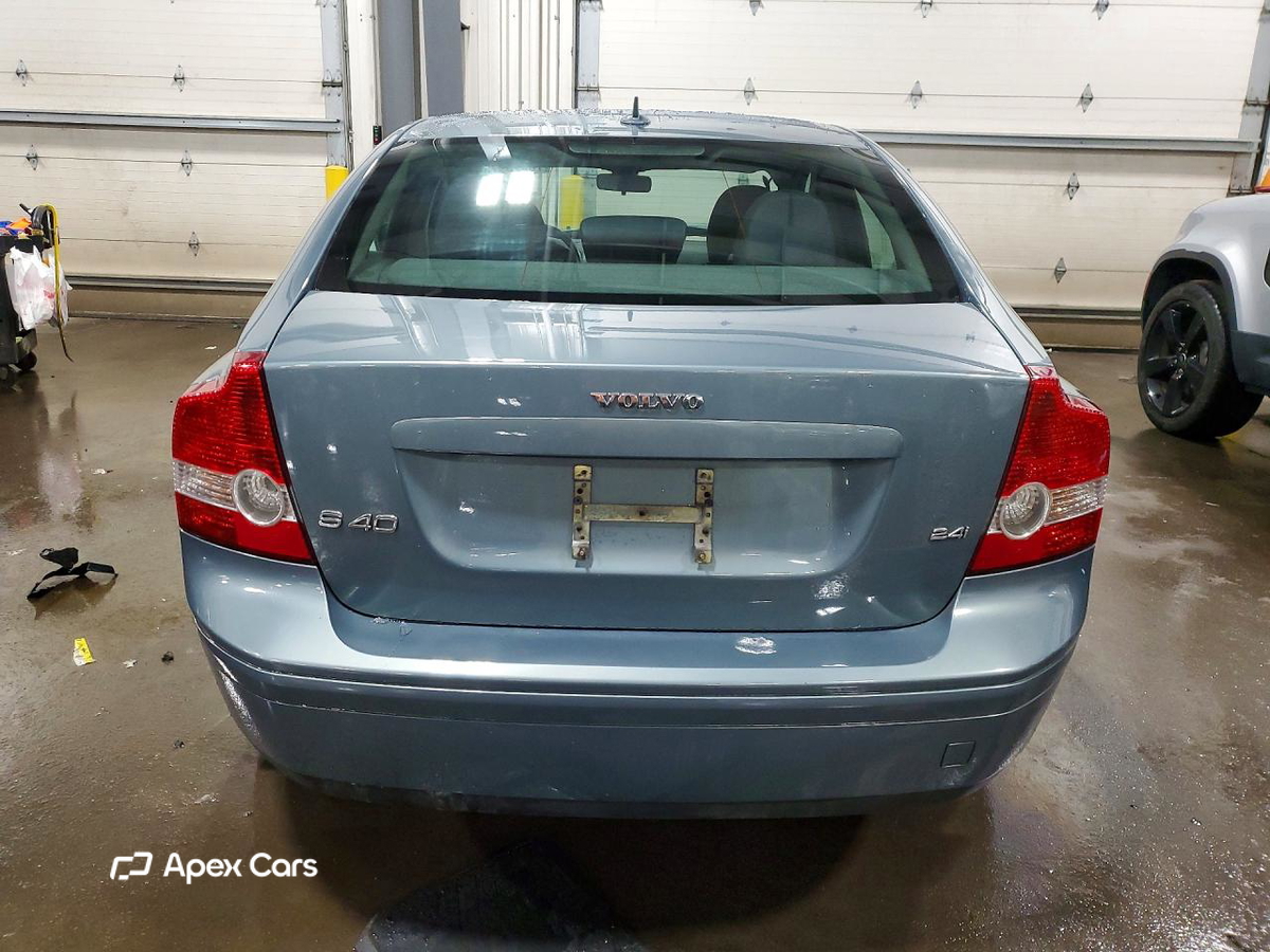 Volvo S40 2005