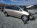Toyota Sienna 2010