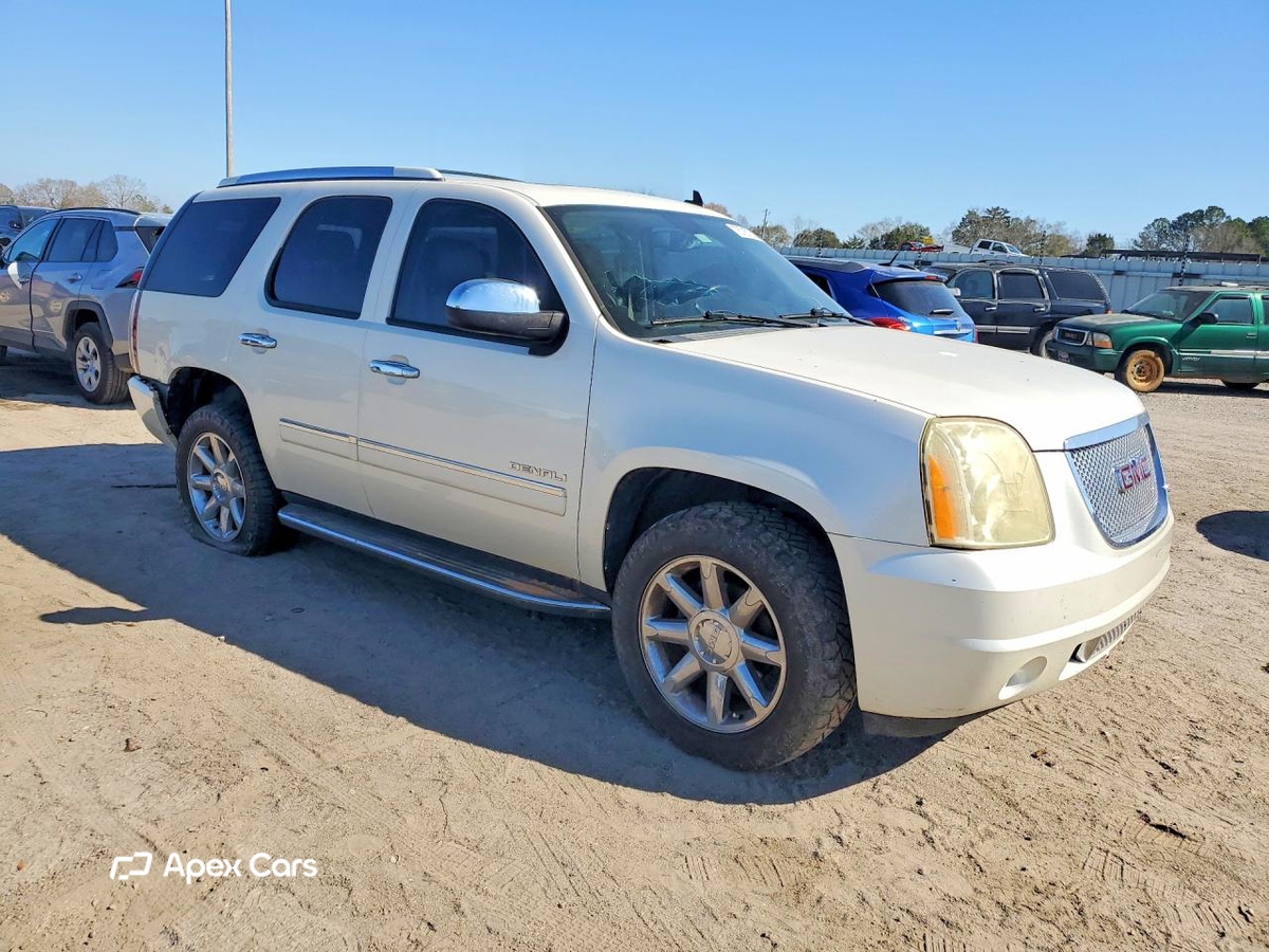 GMC Yukon 2010