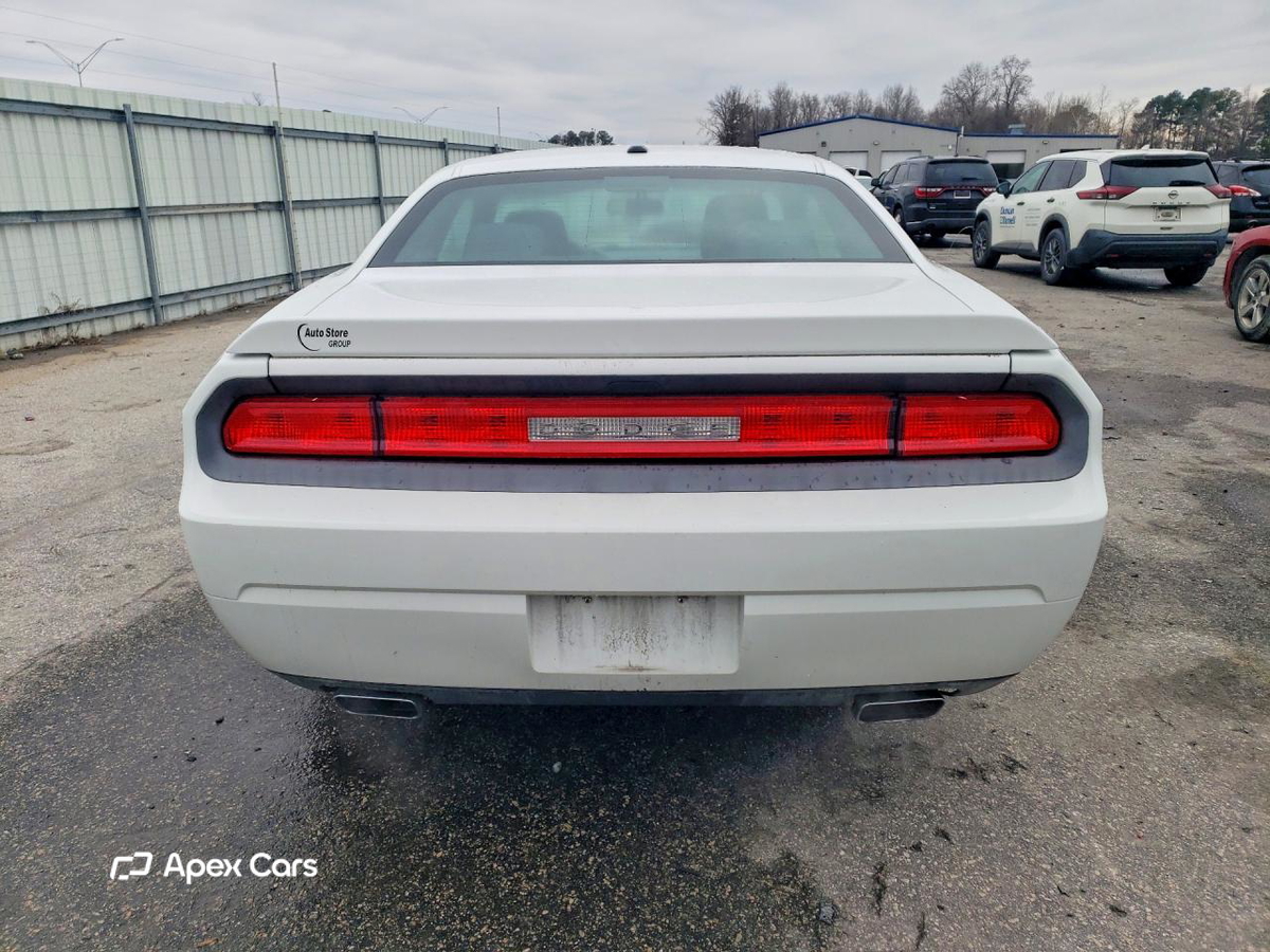 Dodge Challenger 2013