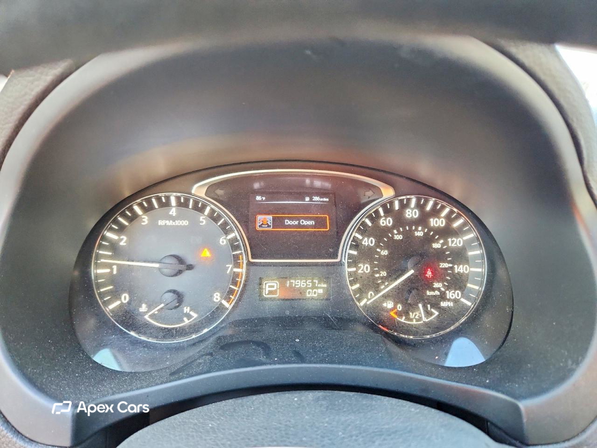 Nissan Altima 2015