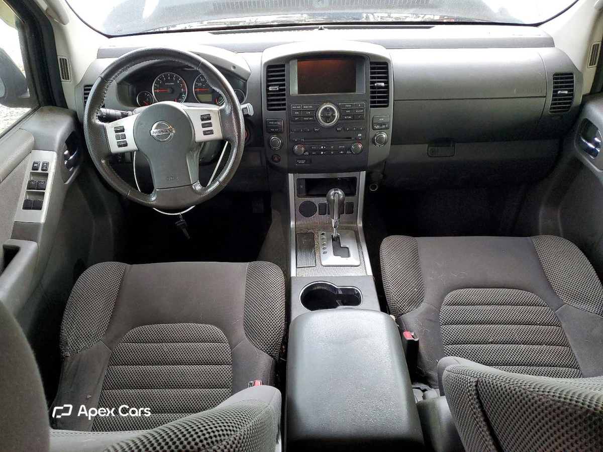 Nissan Pathfinder 2012