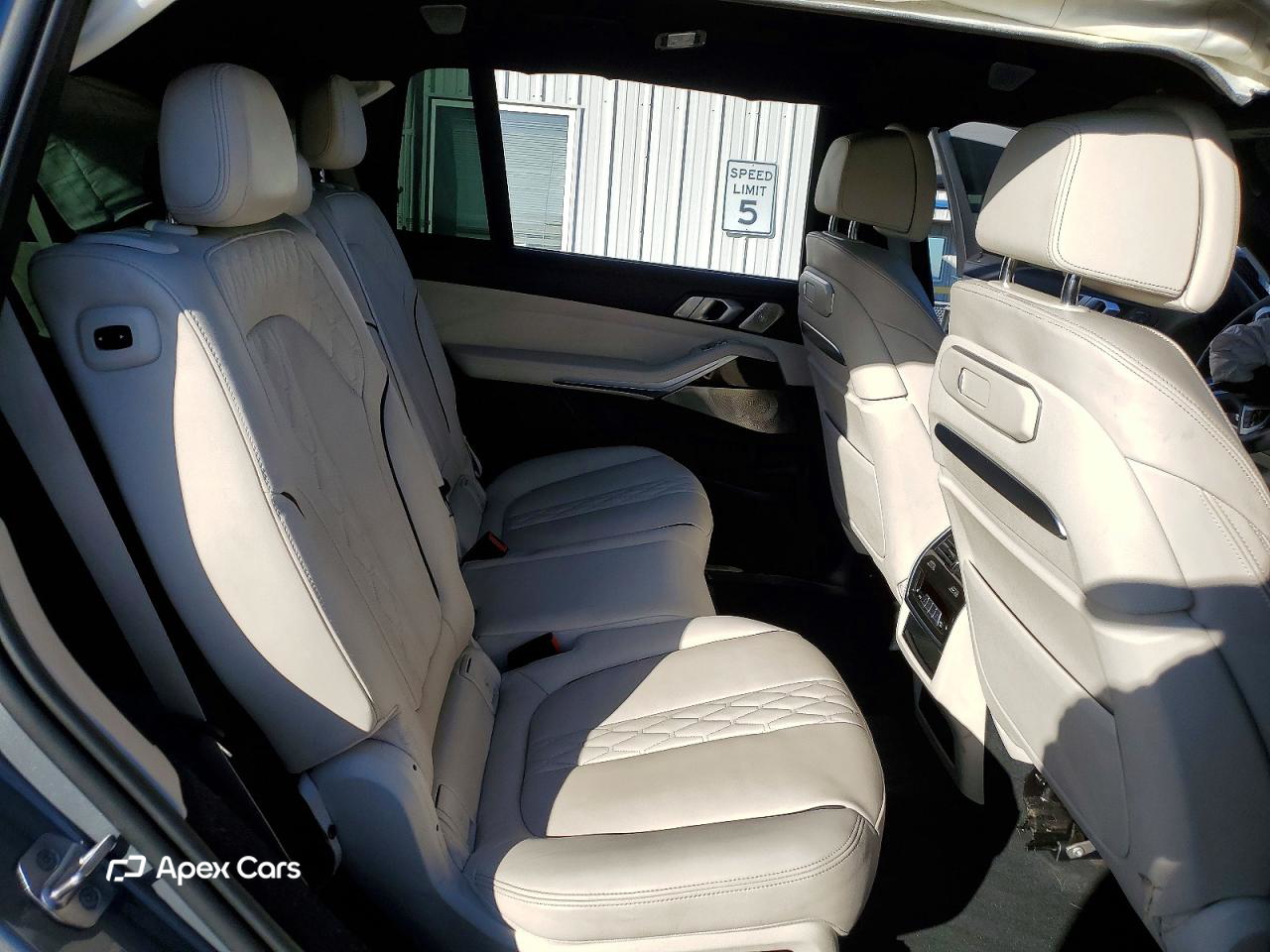 BMW X7 2023