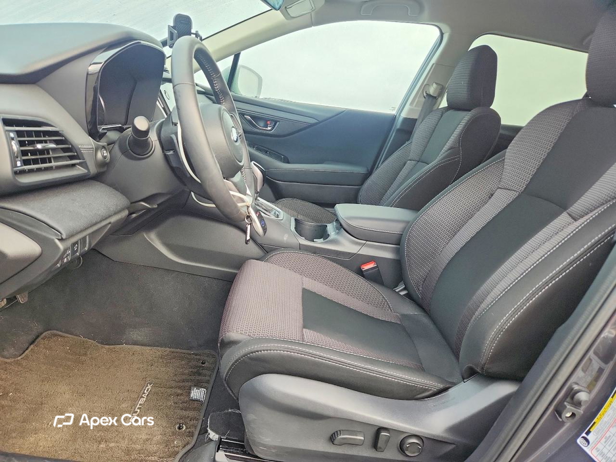 Subaru Outback 2025