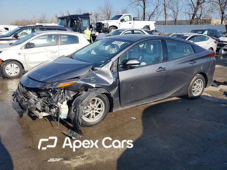 Toyota Prius 2017 - Image 1 of 12