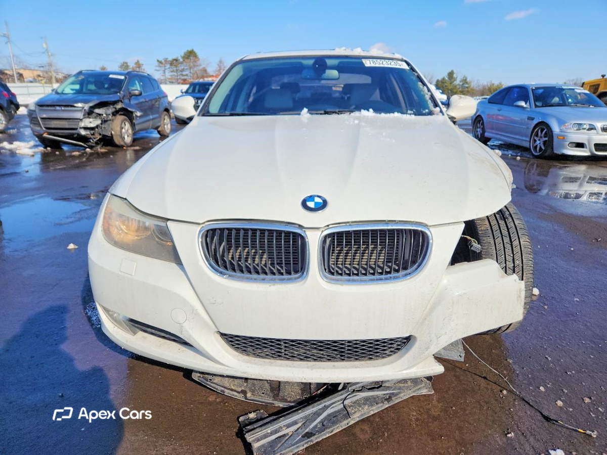 BMW Series 3 2011