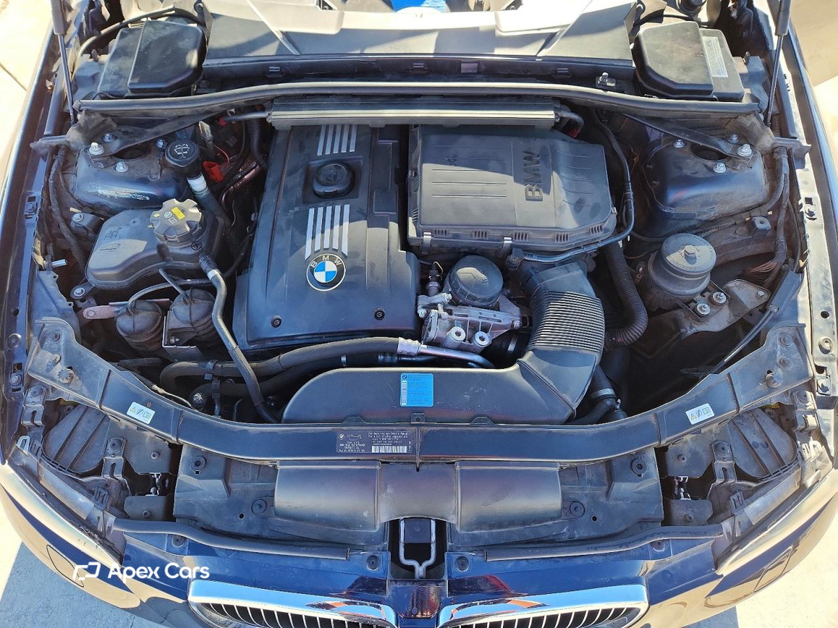 BMW Series 3 2010