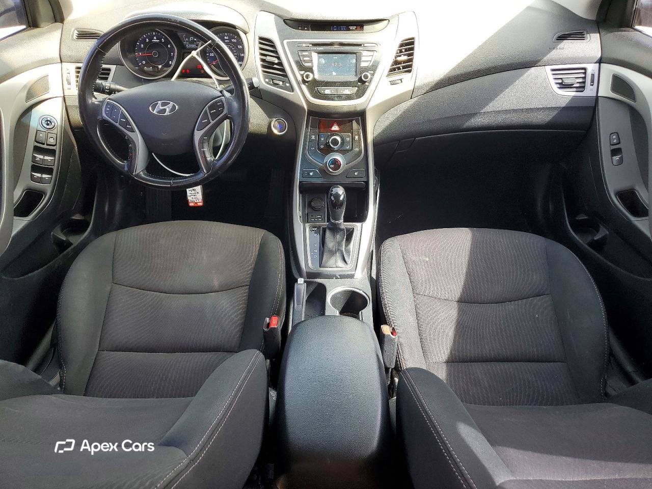 Hyundai Elantra 2016