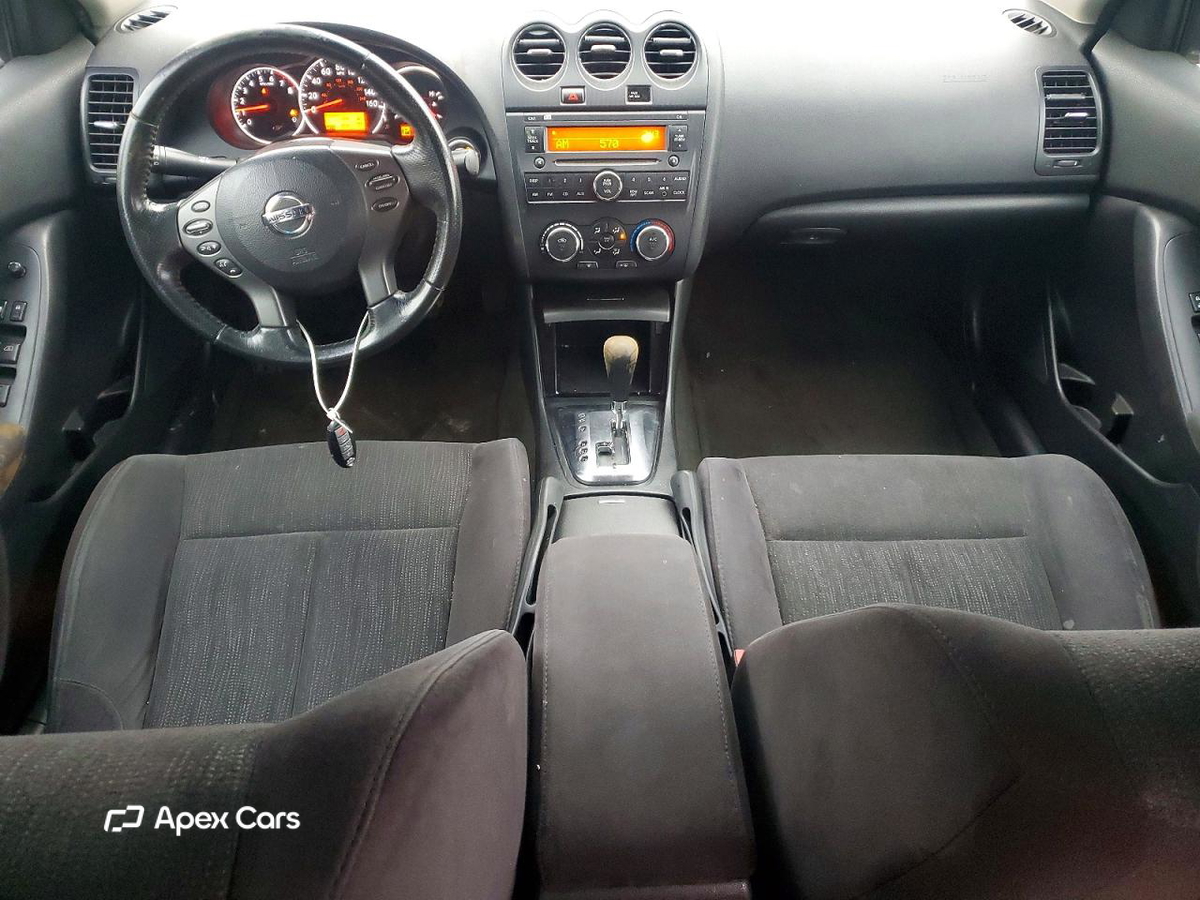 Nissan Altima 2012