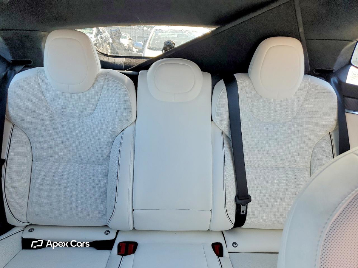 Tesla Model S 2023