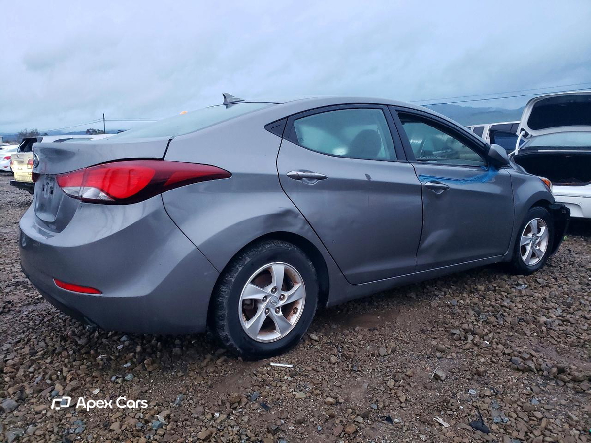 Hyundai Elantra 2014