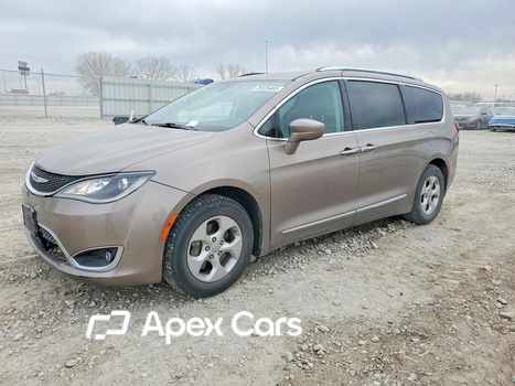 Chrysler Pacifica 2017 - Image 1 of 14