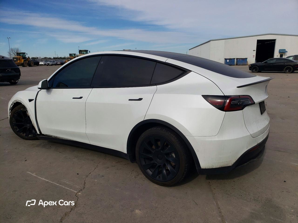 Tesla Model Y 2022