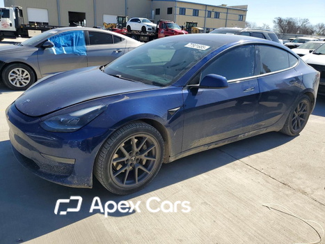 Tesla Model 3 2021 - Zdjęcie 1 z 12