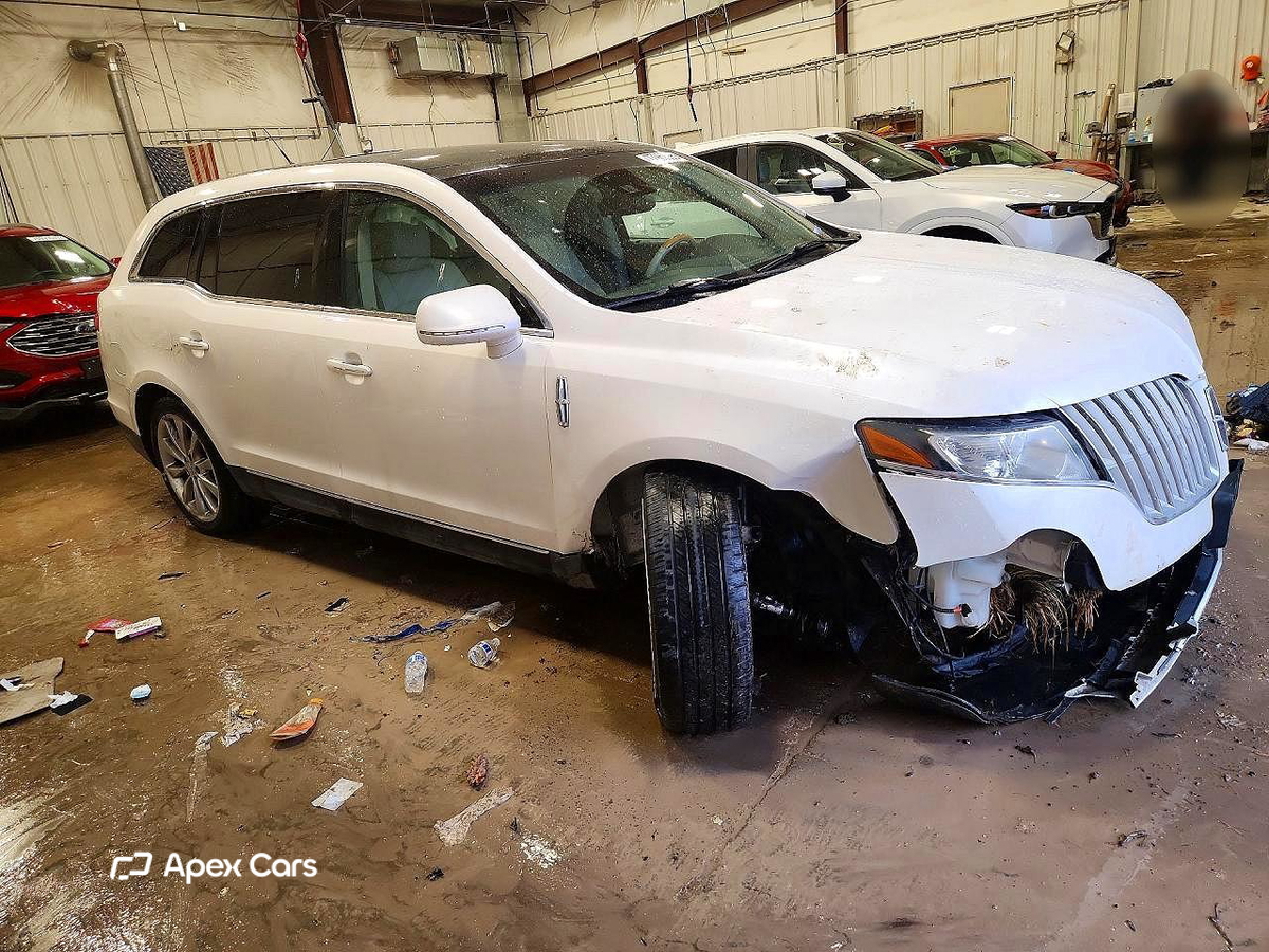 Lincoln MKT 2012