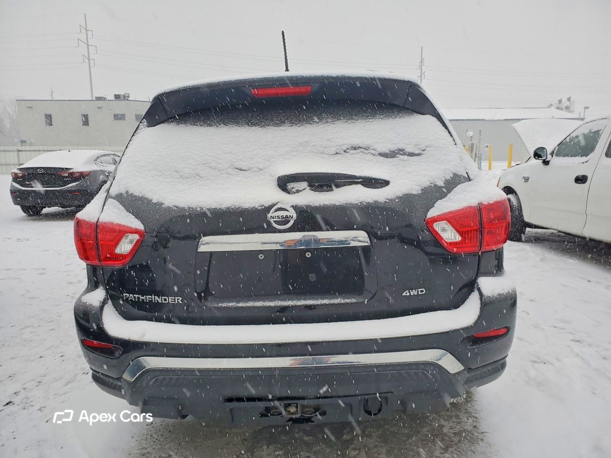 Nissan Pathfinder 2017