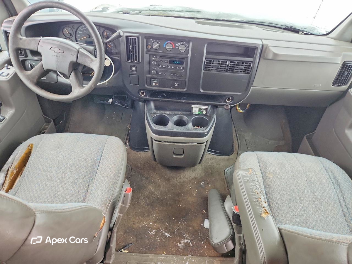 Chevrolet Express 2004