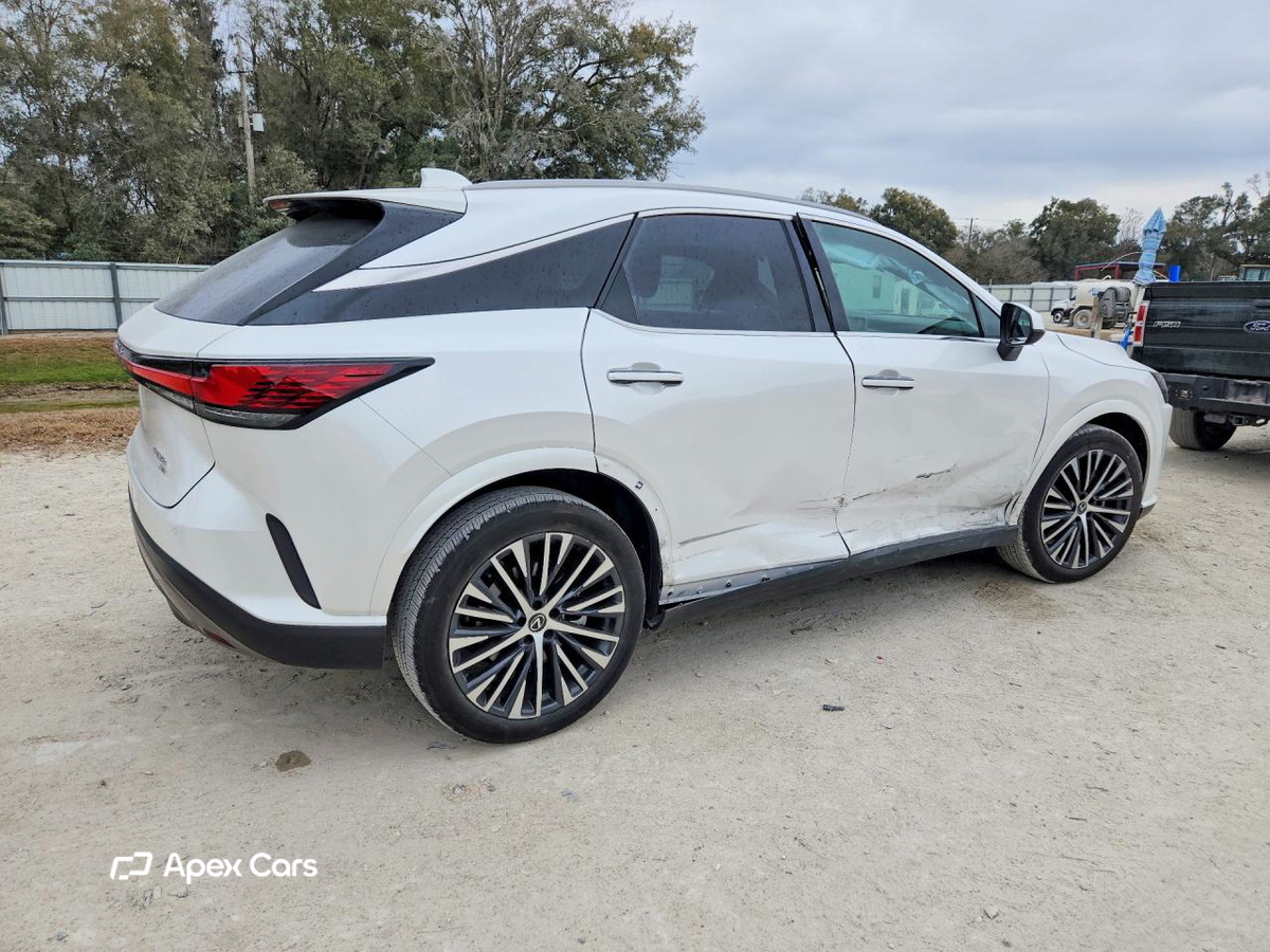 Lexus RX 2023