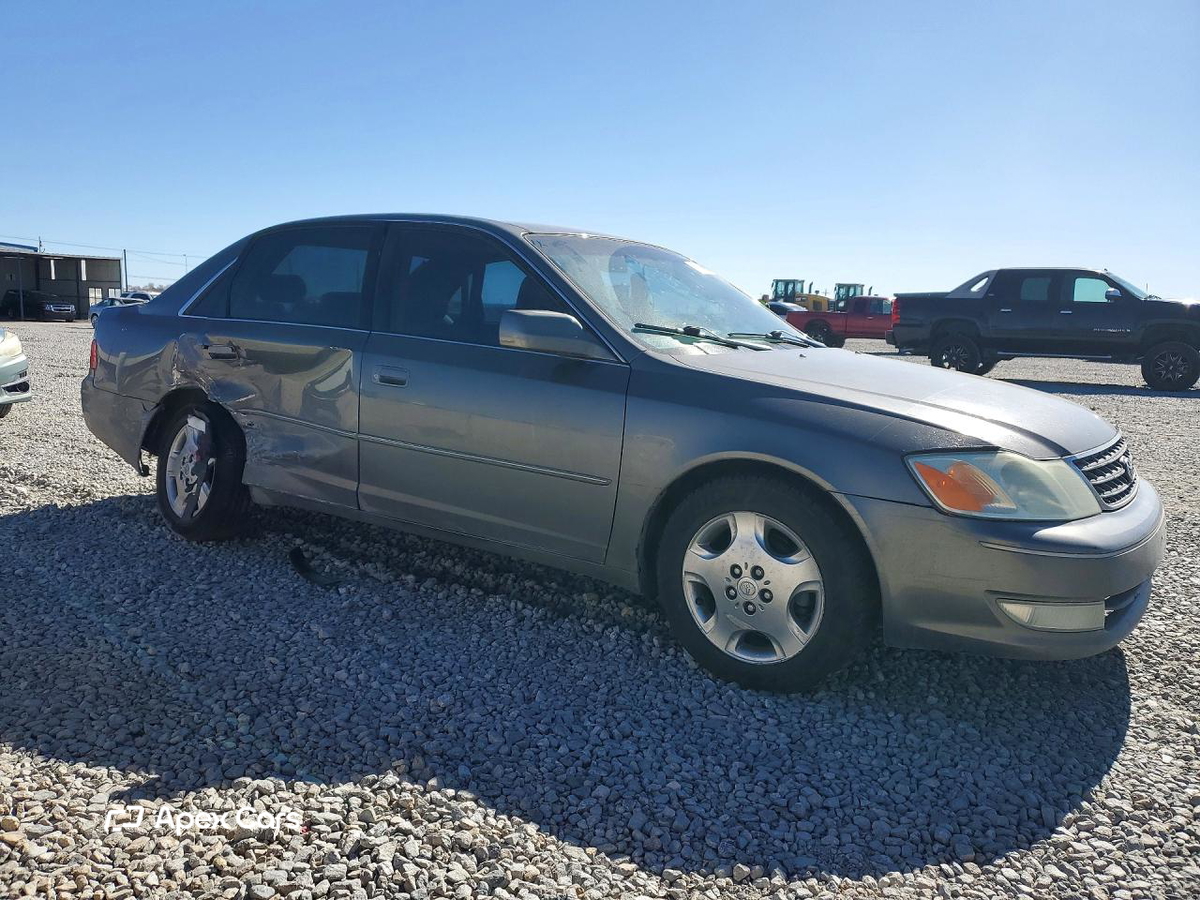 Toyota Avalon 2004