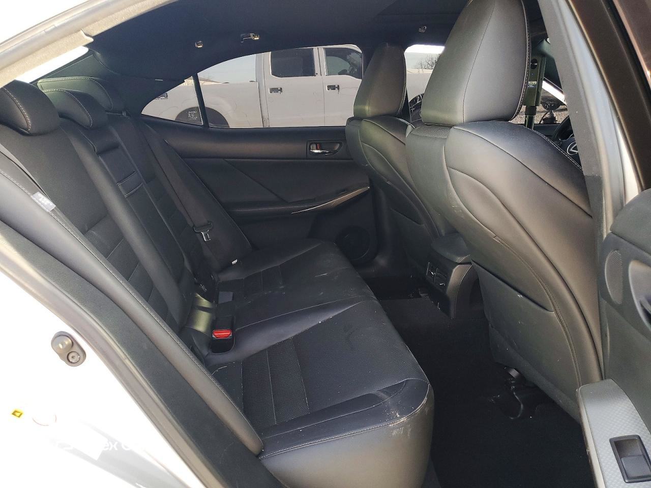 Lexus IS 2016