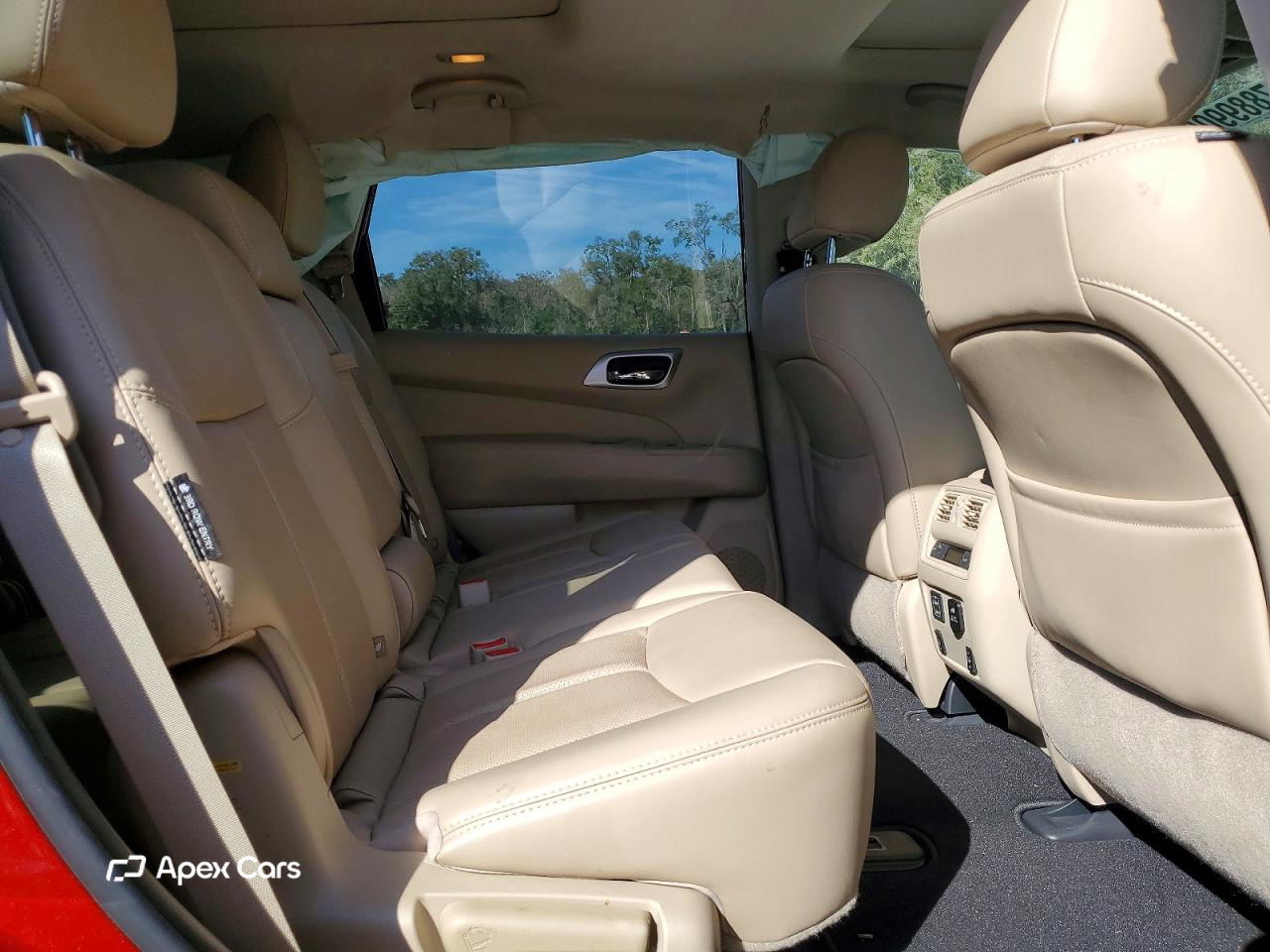 Nissan Pathfinder 2018