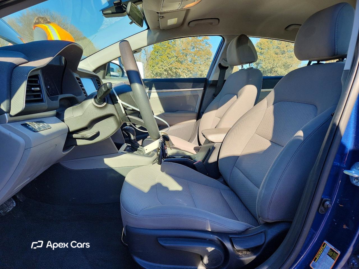 Hyundai Elantra 2020