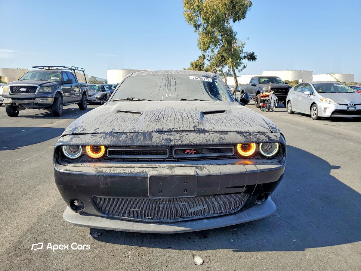 Dodge Challenger 2015