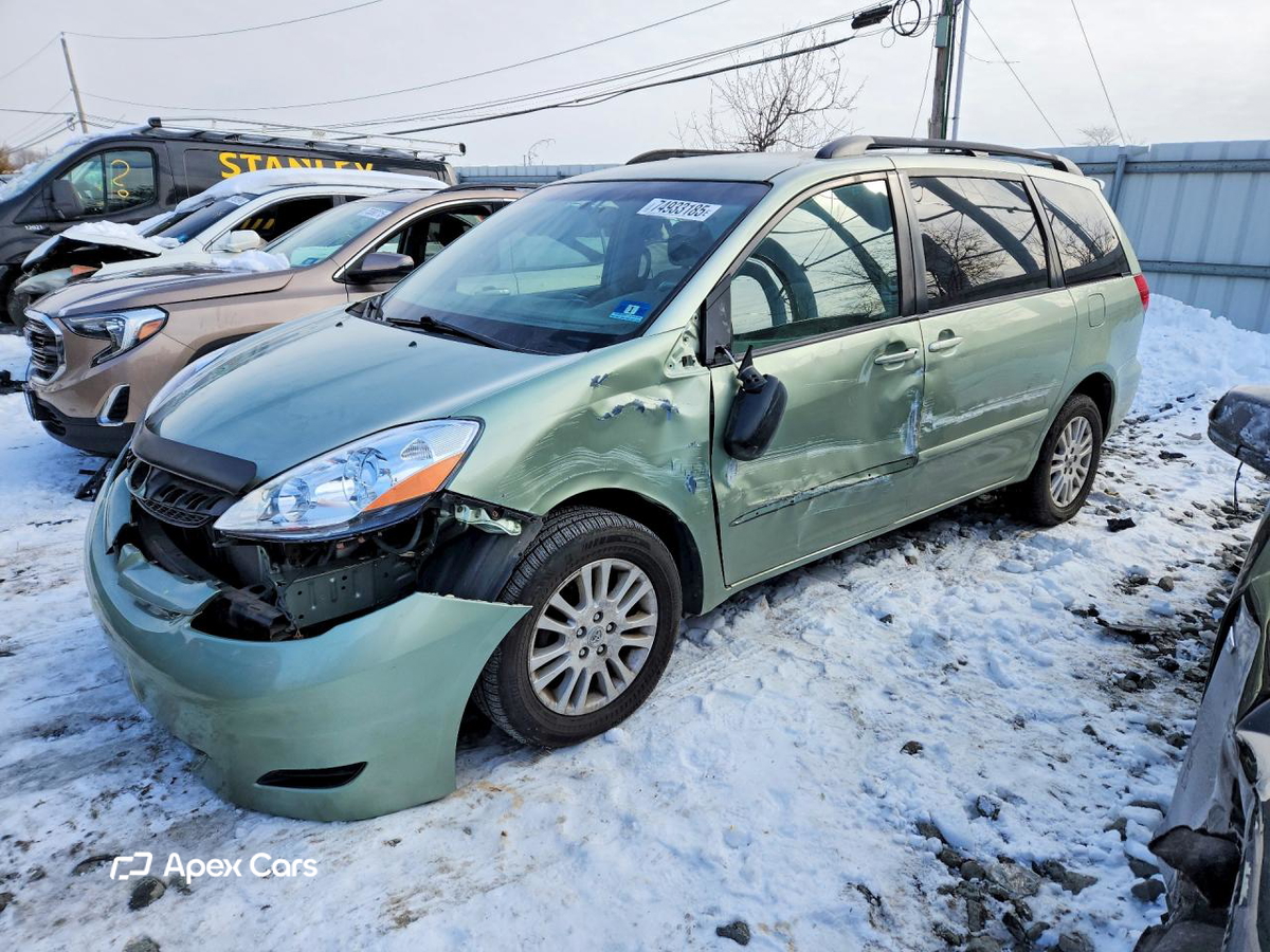 Toyota Sienna 2010