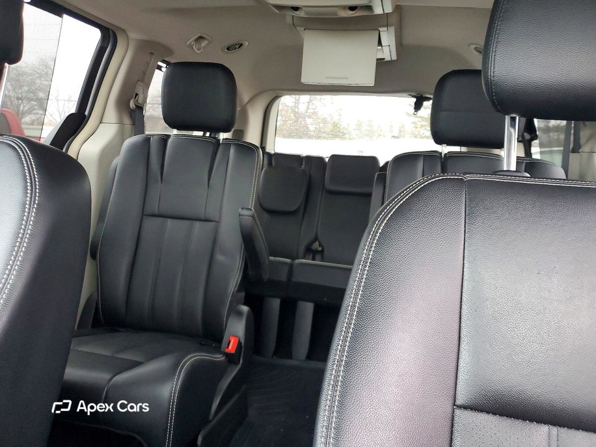 Chrysler Voyager 2016