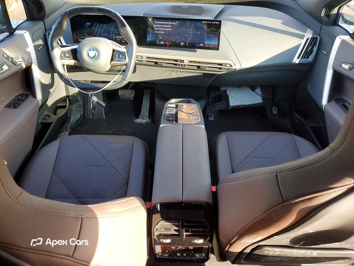 BMW iX 2023