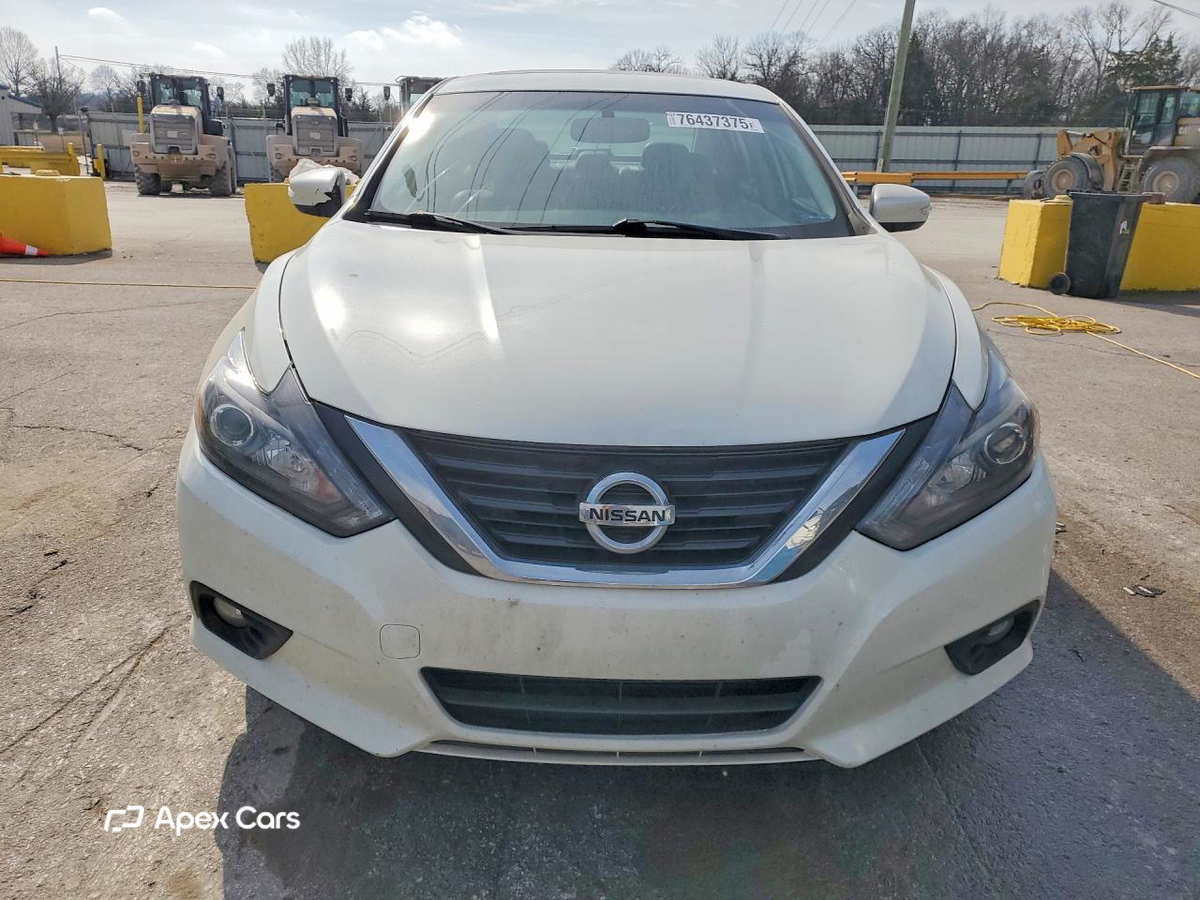 Nissan Altima 2016