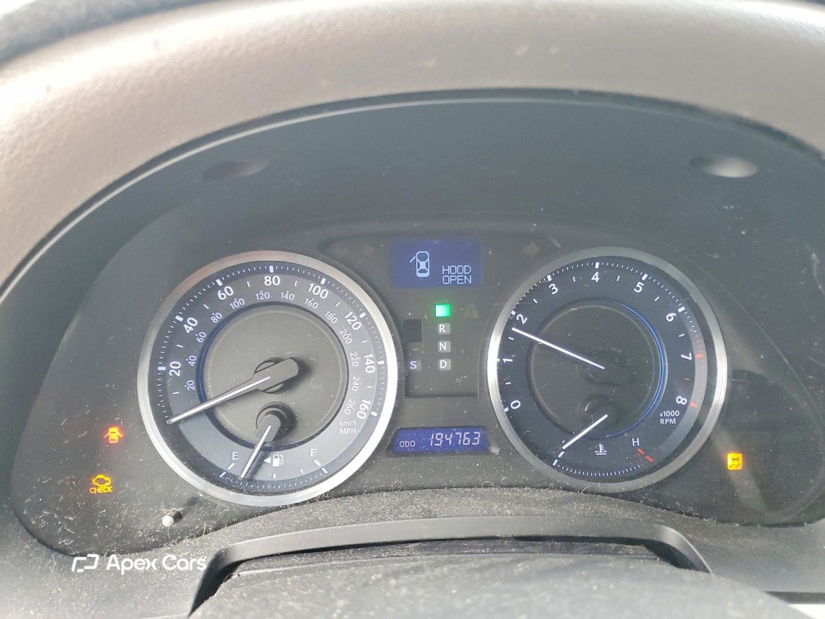 Lexus IS 2011