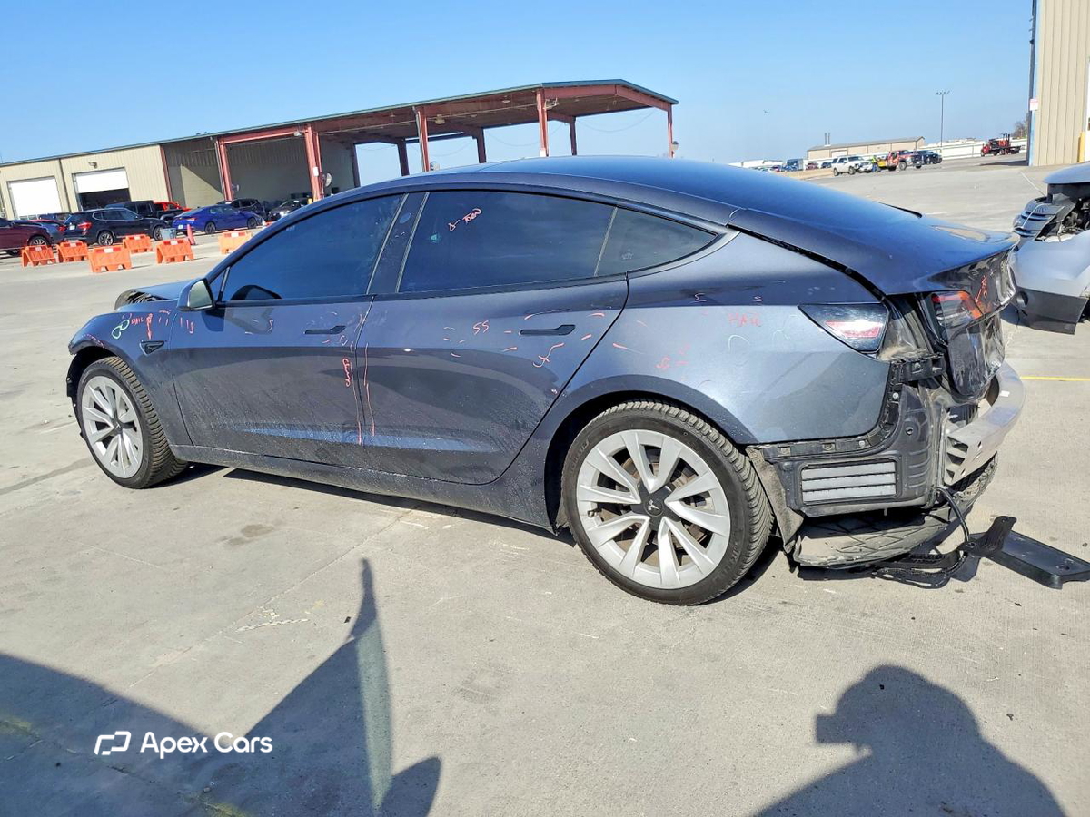 Tesla Model 3 2021