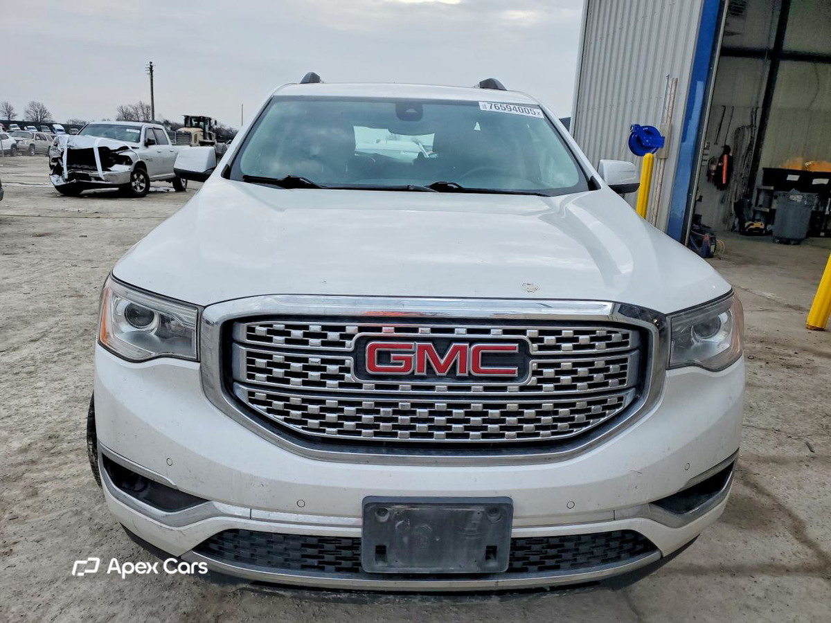 GMC Acadia 2017