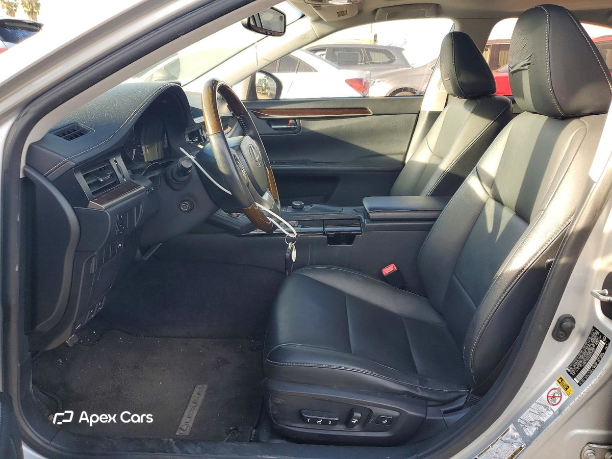 Lexus ES 2013