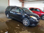Toyota Sienna 2011