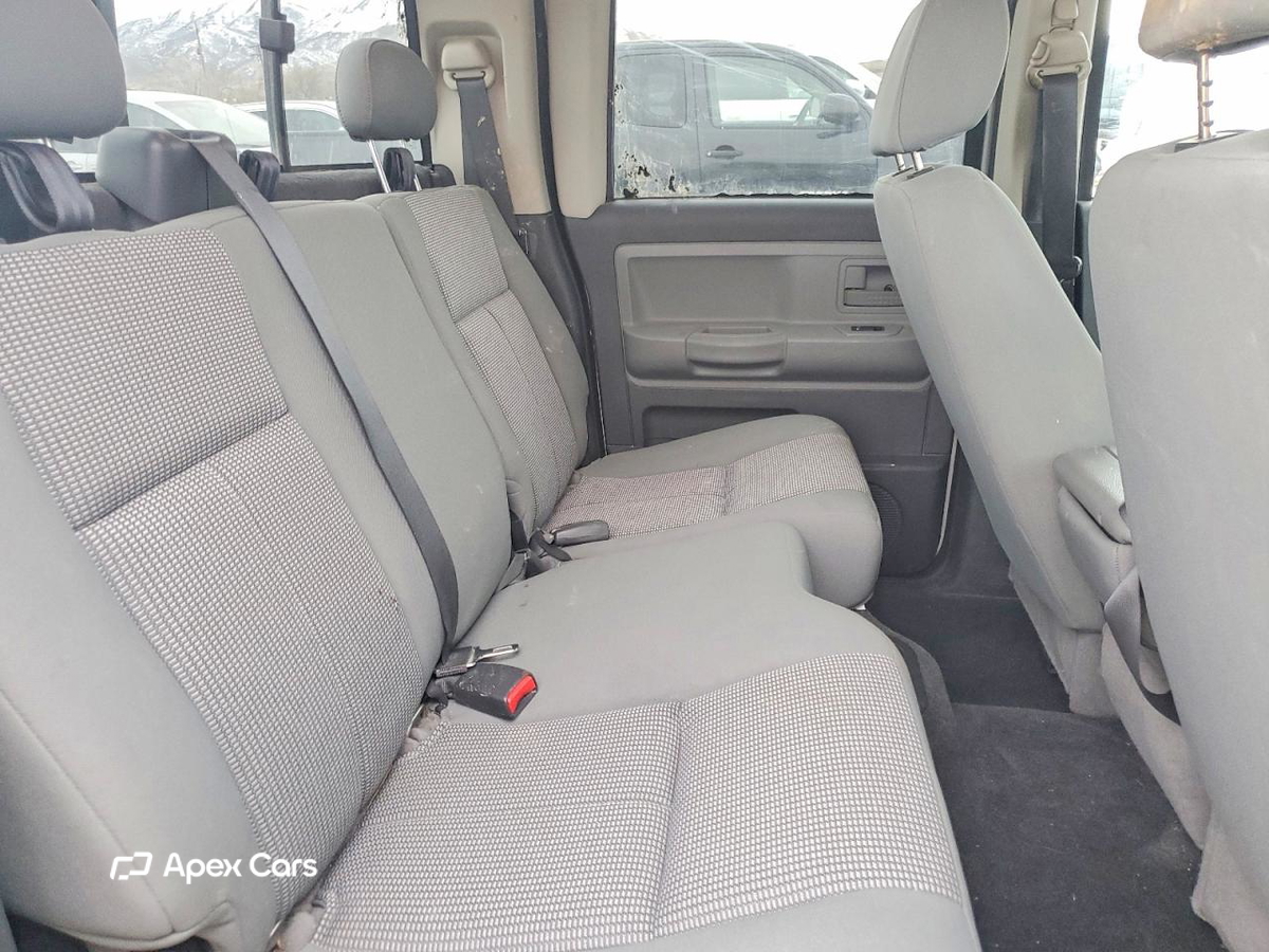 Dodge Dakota 2010