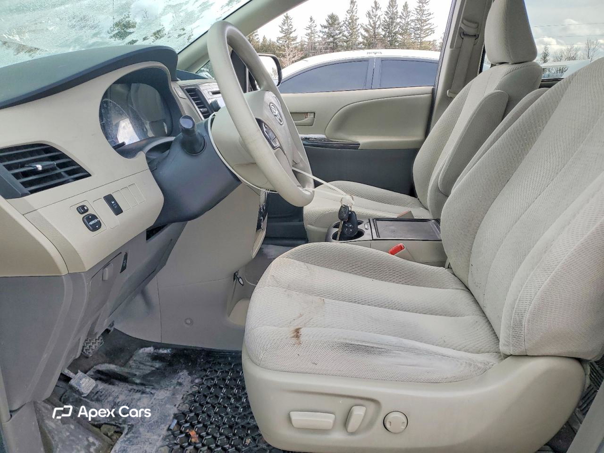 Toyota Sienna 2014