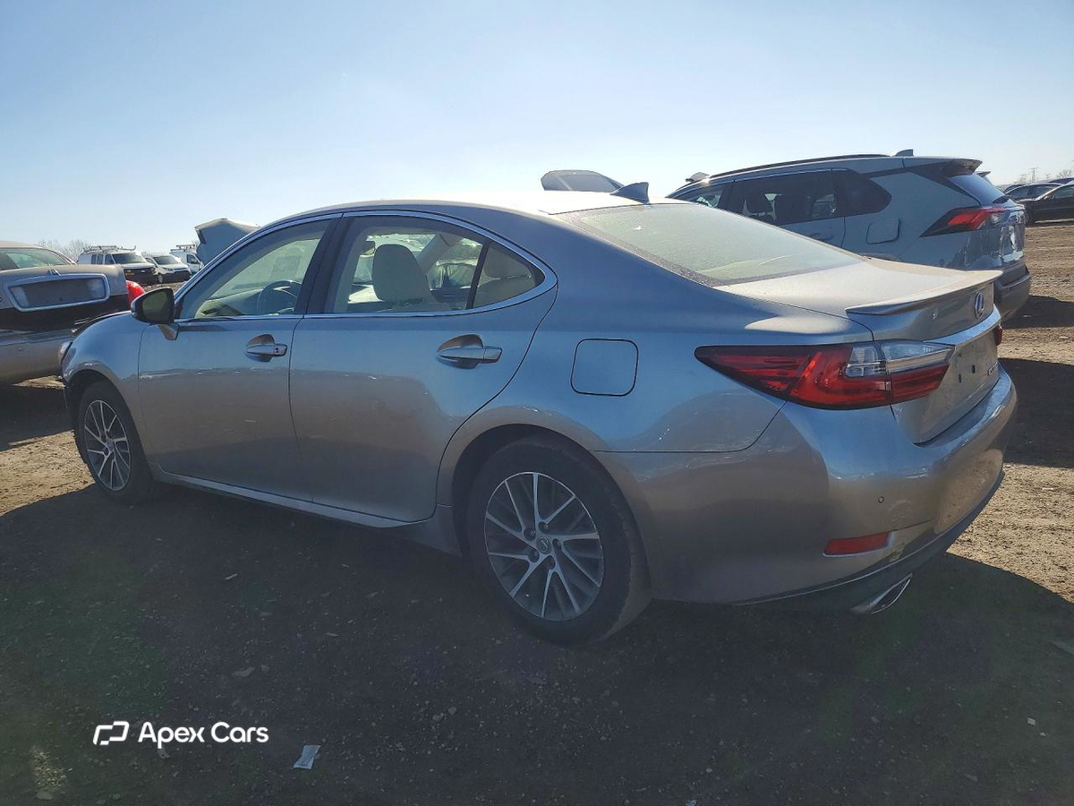 Lexus ES 2016