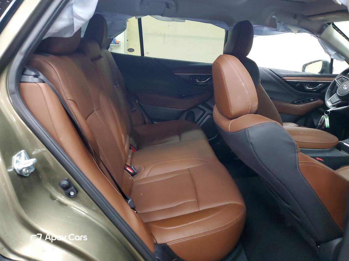 Subaru Outback 2025