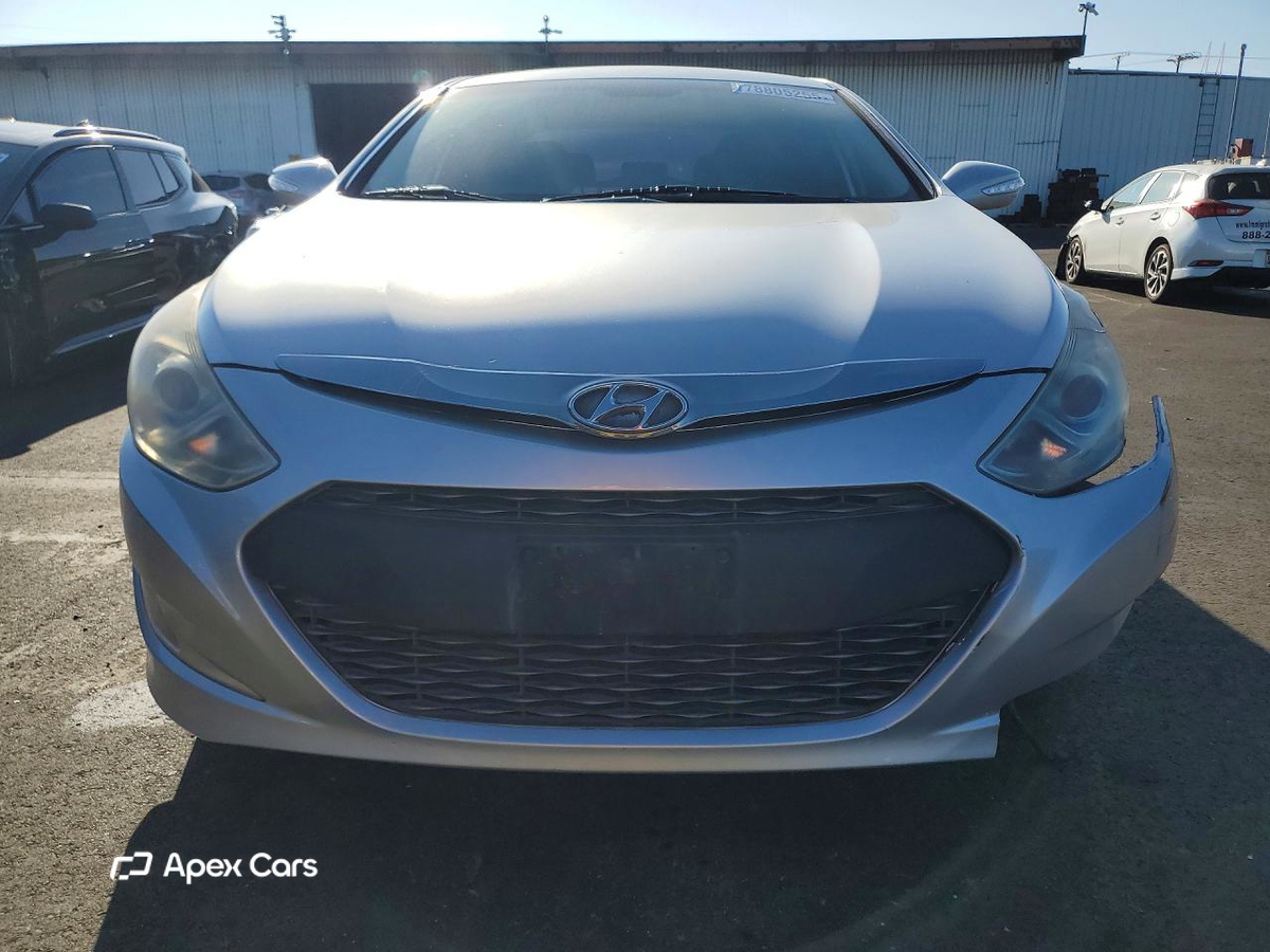 Hyundai Sonata 2011