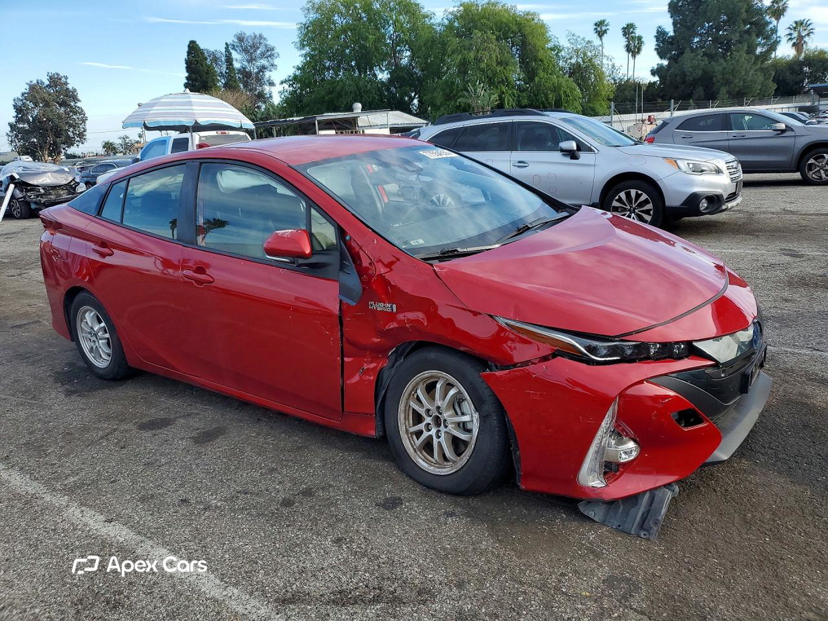 Toyota Prius 2021