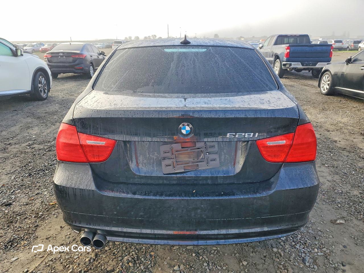 BMW Series 3 2011