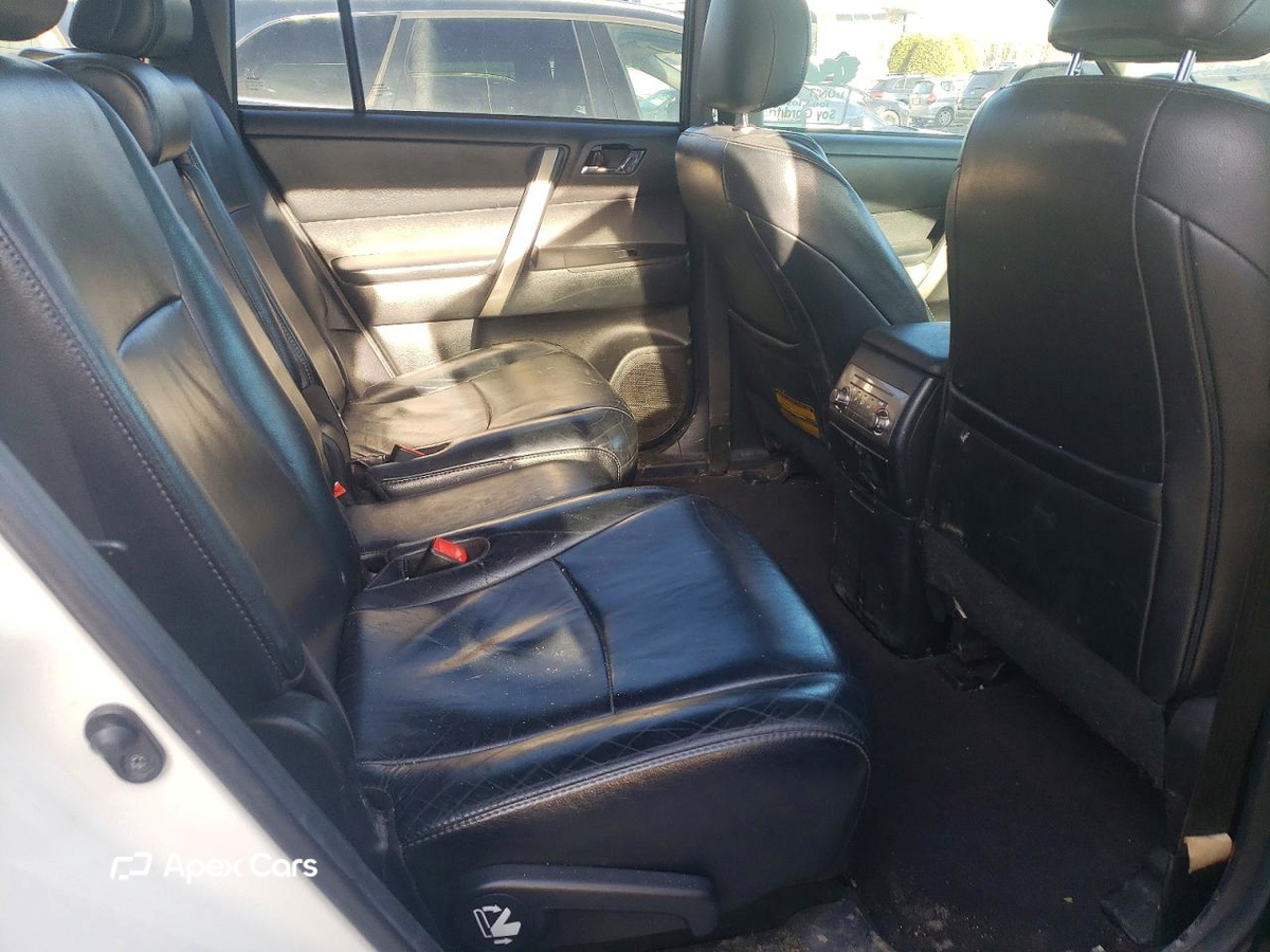 Toyota Highlander 2011