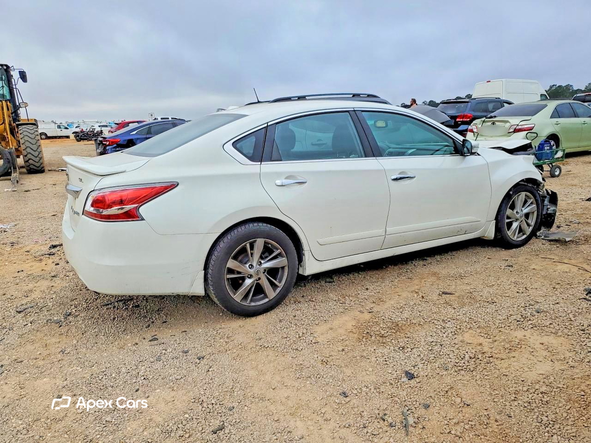 Nissan Altima 2014
