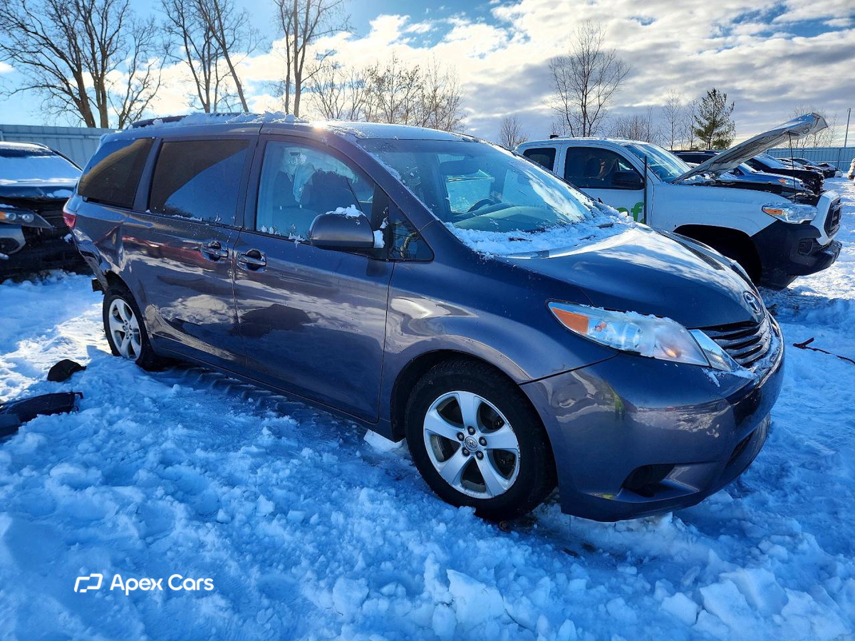 Toyota Sienna 2015