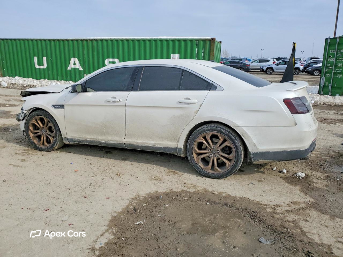 Ford Taurus 2015