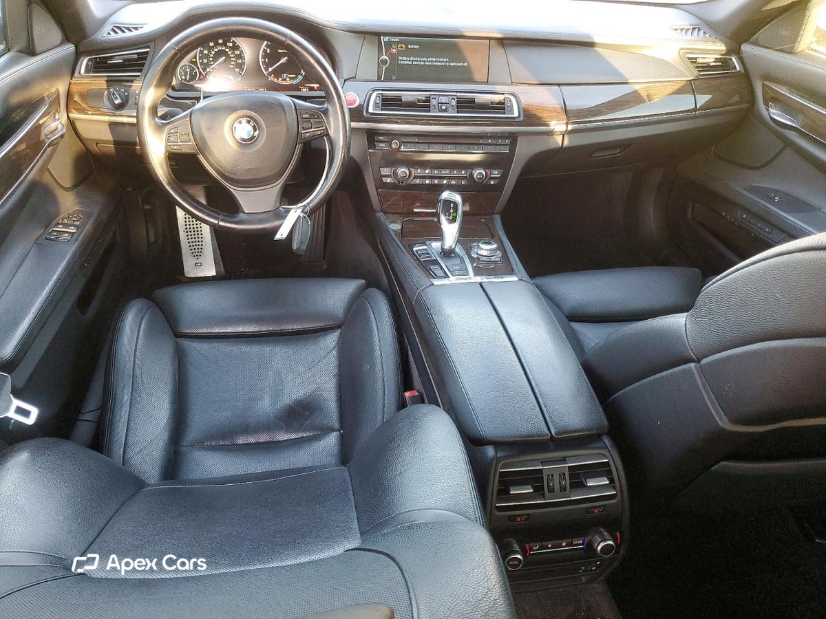 BMW Series 7 2011